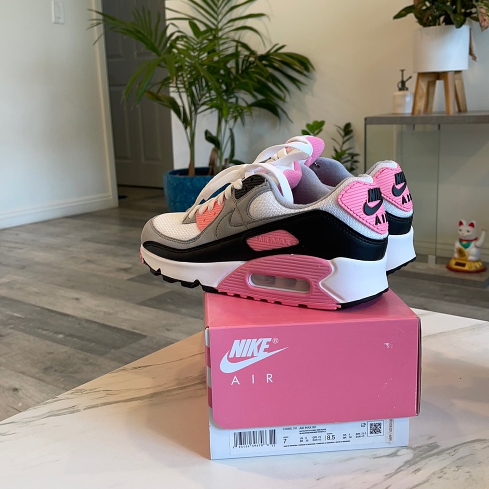 Air Max 90 women size 8.5 men size 7